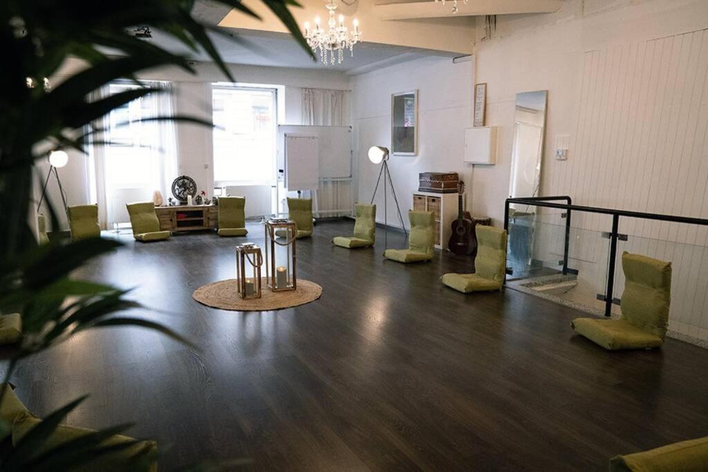 Superschoenes Studio Lunca 220Qm In Stuttgart West Eksteriør bilde
